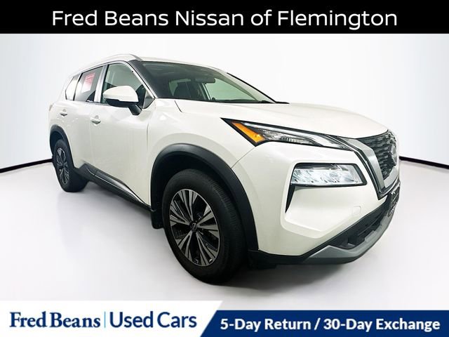 Certified 2022 Nissan Rogue SV w/ SV Premium Package