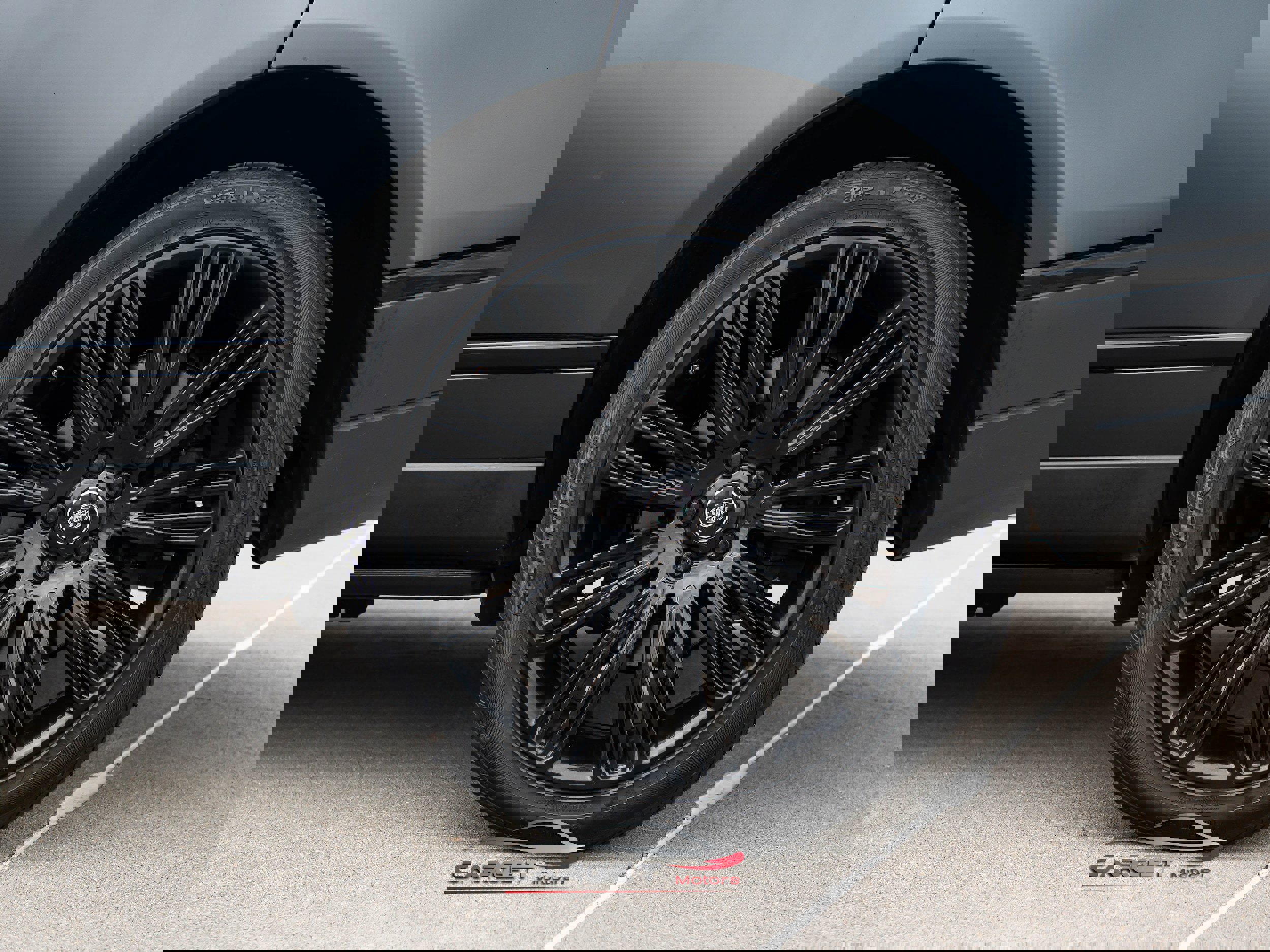 Used 2020 Land Rover Range Rover Long Wheelbase HSE image 12