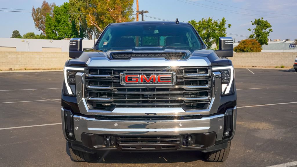 New 2025 GMC Sierra 2500 SLT w/ SLT Premium Package image 4