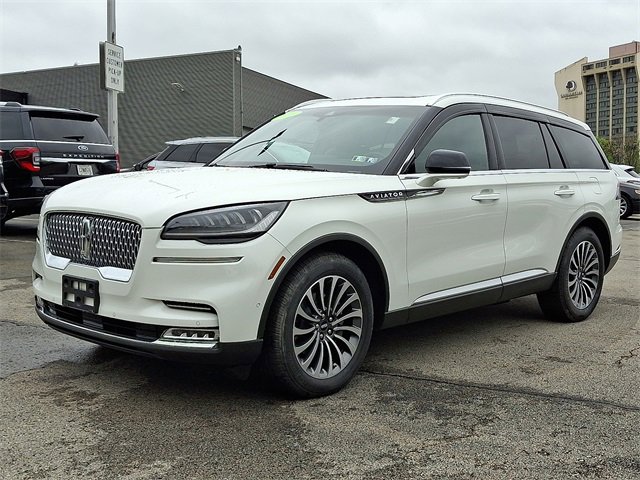 Used 2020 Lincoln Aviator Reserve w/ Equipment Group 201A AWD/4WD image 3