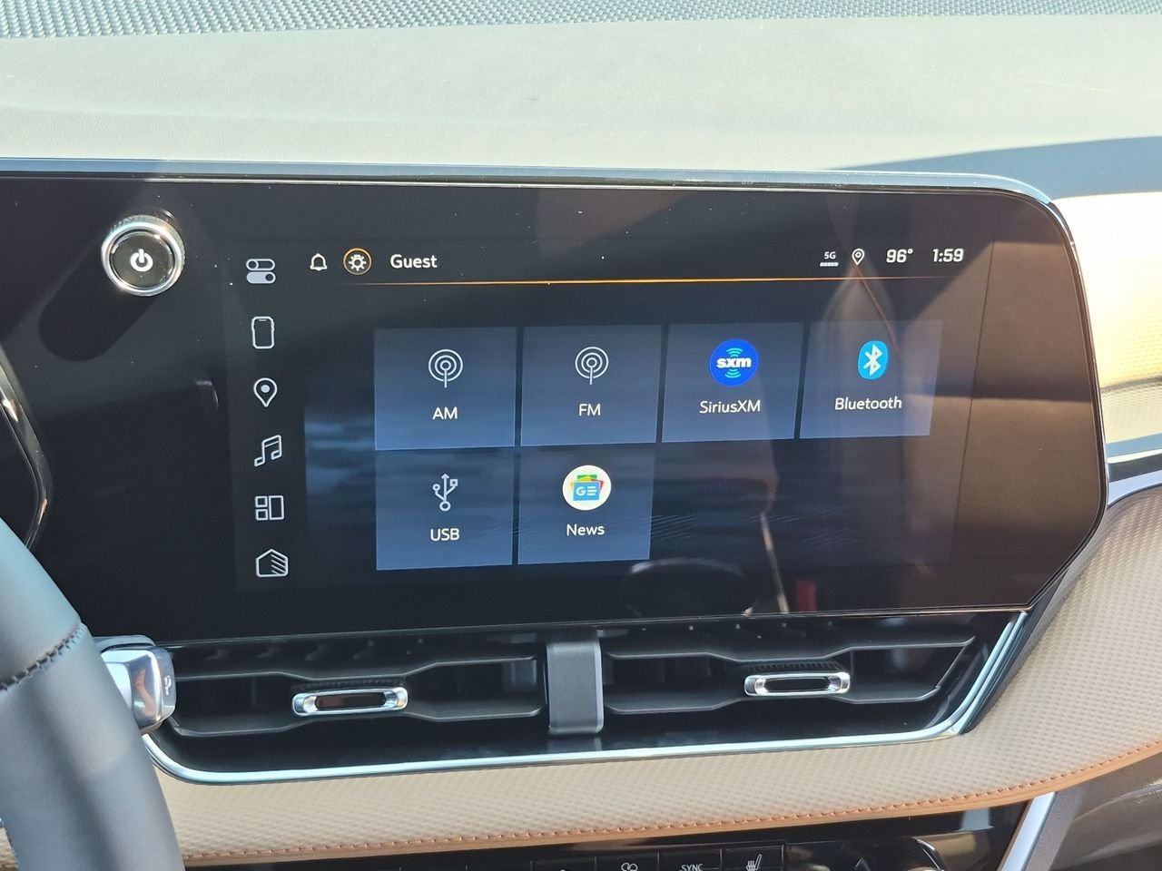 New 2026 Chevrolet Equinox ACTIV AWD/4WD image 13