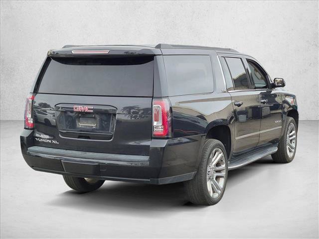 Used 2020 GMC Yukon XL SLT w/ Premium Edition RWD image 6