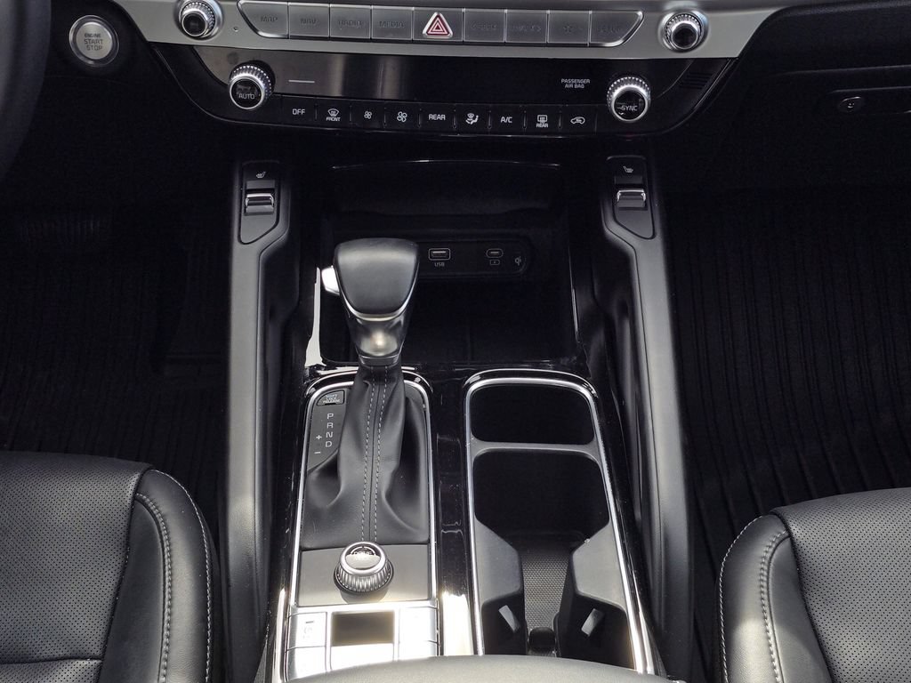 Used 2024 Kia Telluride S w/ S Sunroof Package FWD image 22