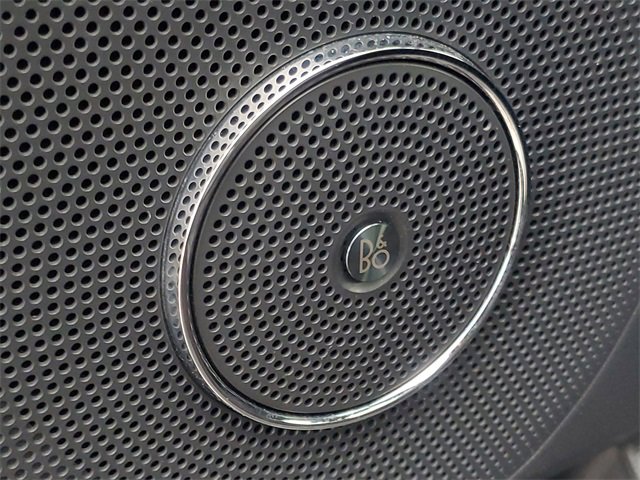 Used 2022 Ford Expedition Max Limited image 16