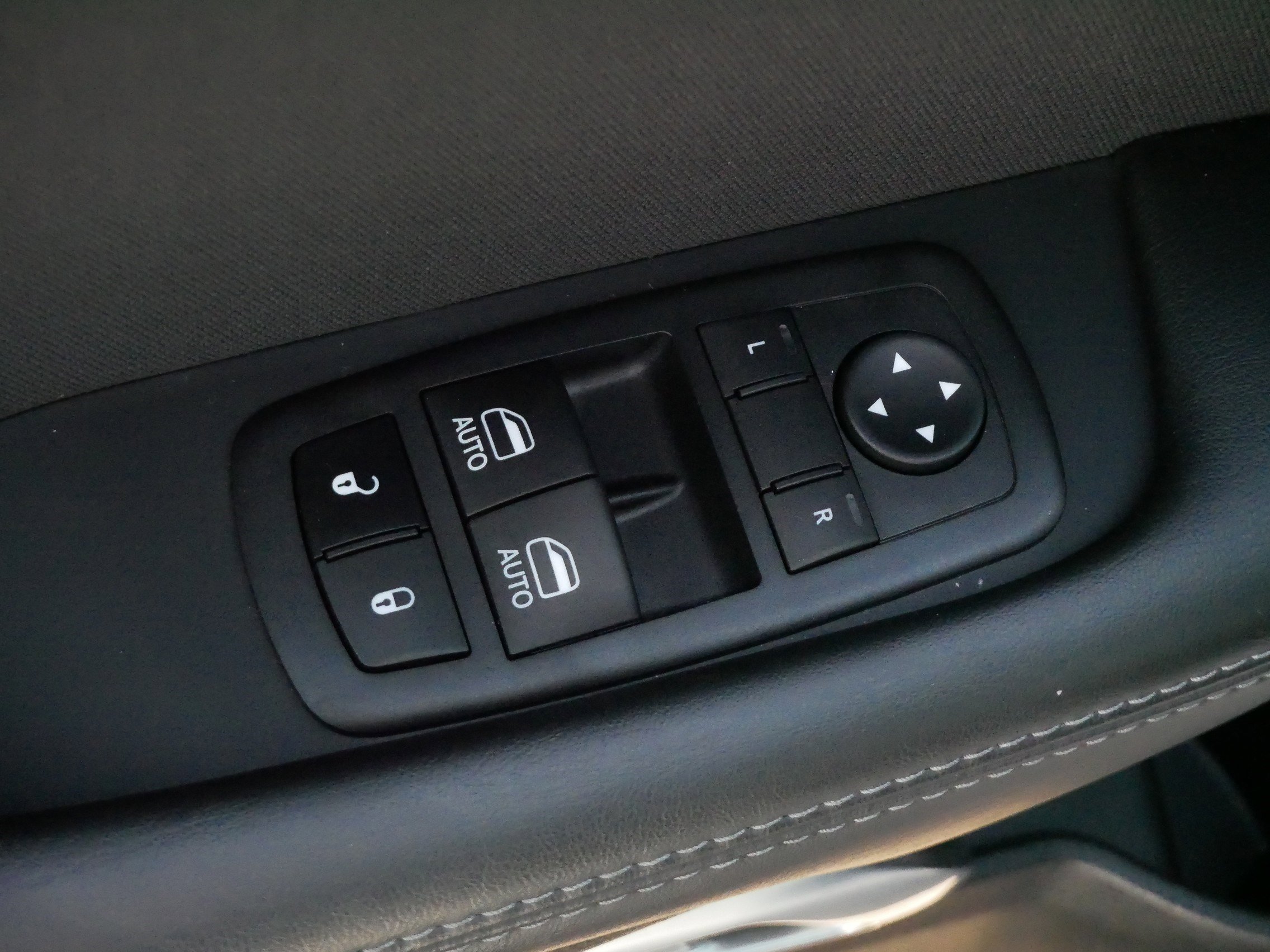 Used 2023 Dodge Challenger R/T w/ T/A Package image 19