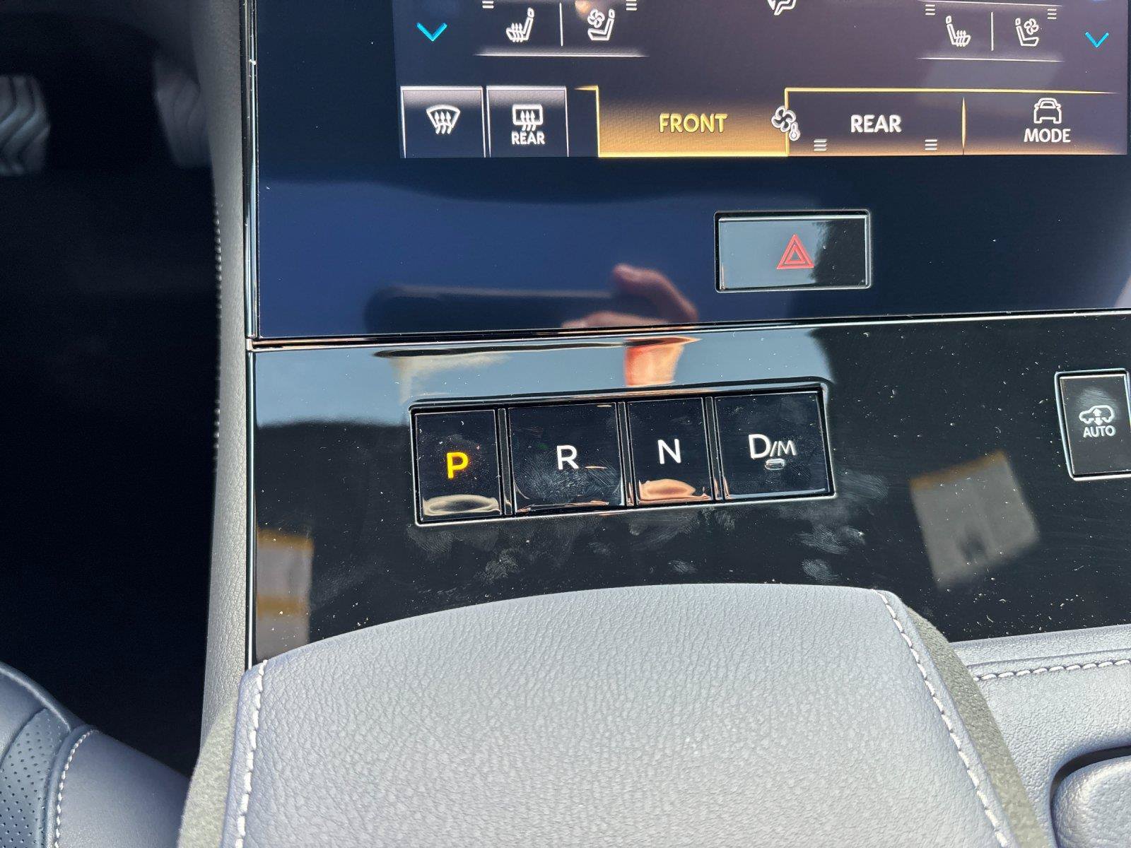 New 2027 INFINITI QX80 Sensory AWD/4WD image 28