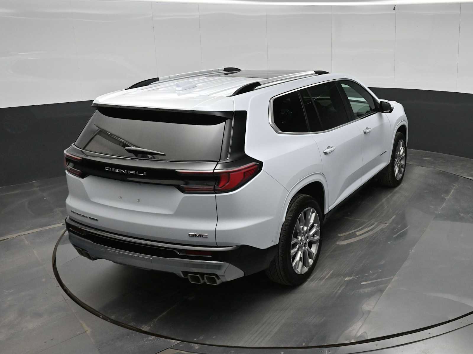 New 2026 GMC Acadia Denali w/ Super Cruise Package AWD/4WD image 29