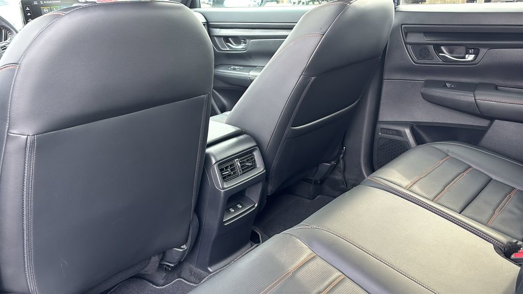 Used 2025 Honda CR-V Sport-L image 31