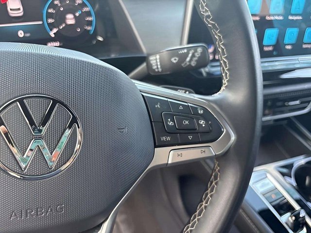 Used 2024 Volkswagen Atlas Cross Sport SE image 9