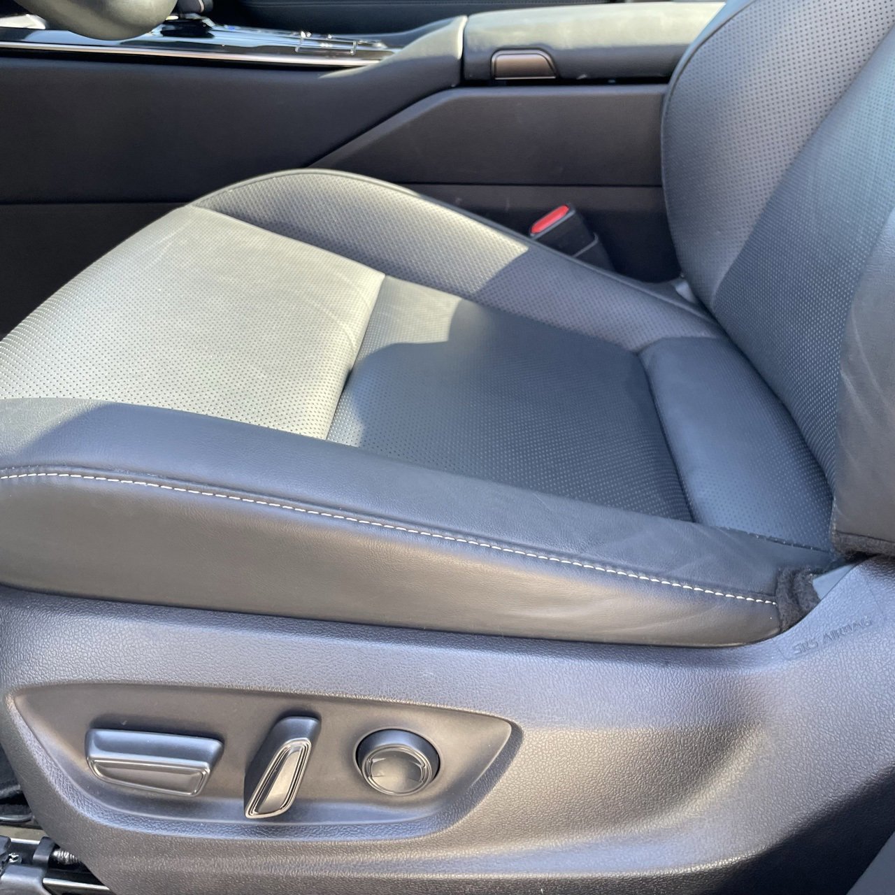 Used 2025 Toyota Crown Platinum image 24