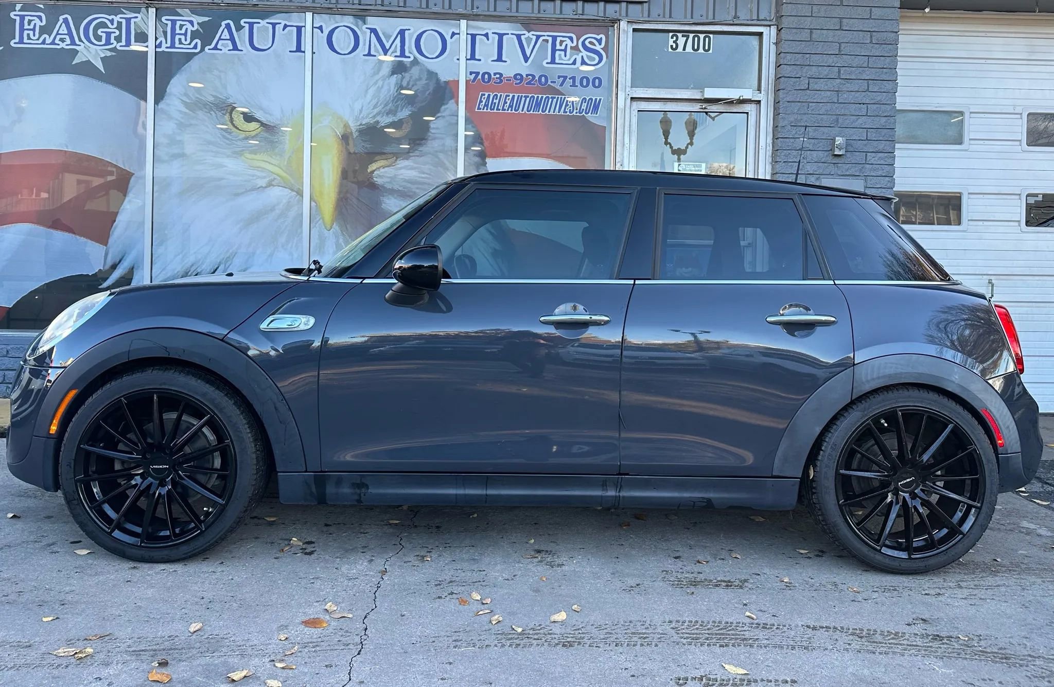 Used 2015 MINI Cooper S image 6