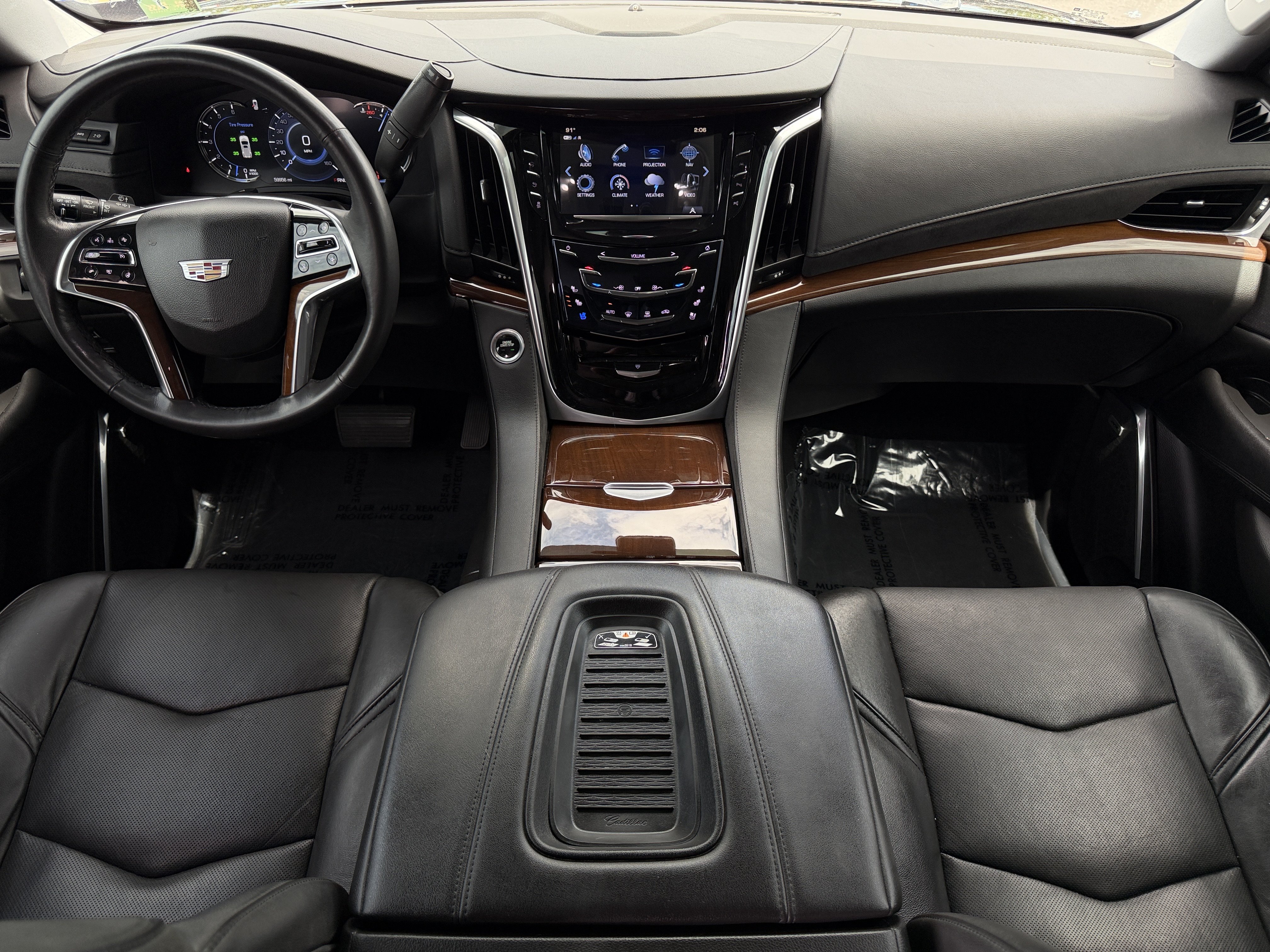 Used 2020 Cadillac Escalade ESV Premium Luxury AWD/4WD image 15