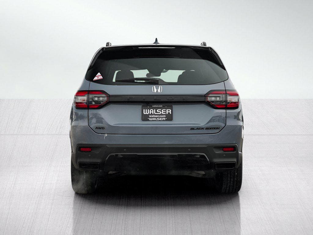 New 2026 Honda Pilot Black Edition image 5