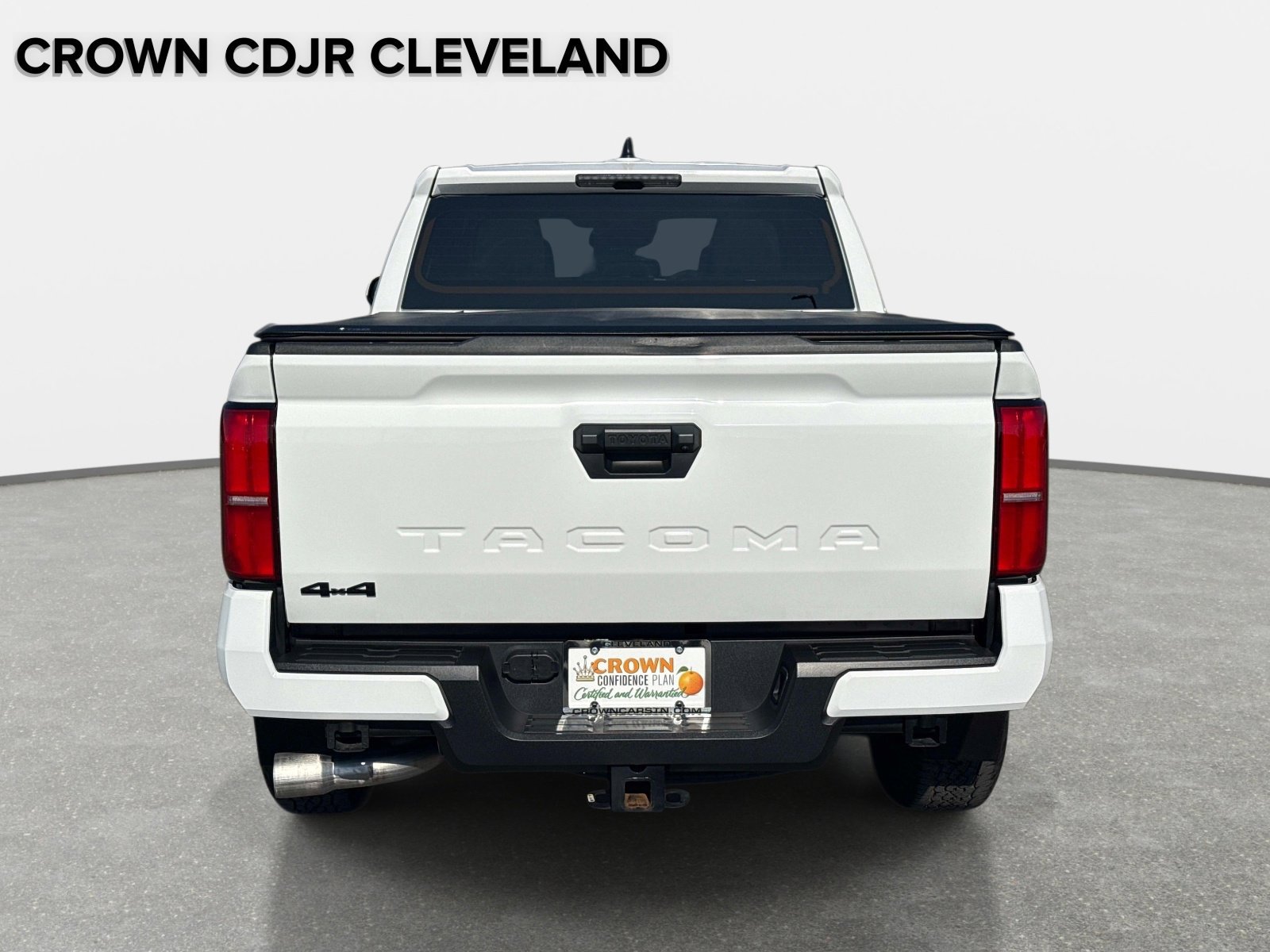 Used 2024 Toyota Tacoma TRD Off-Road AWD/4WD image 6