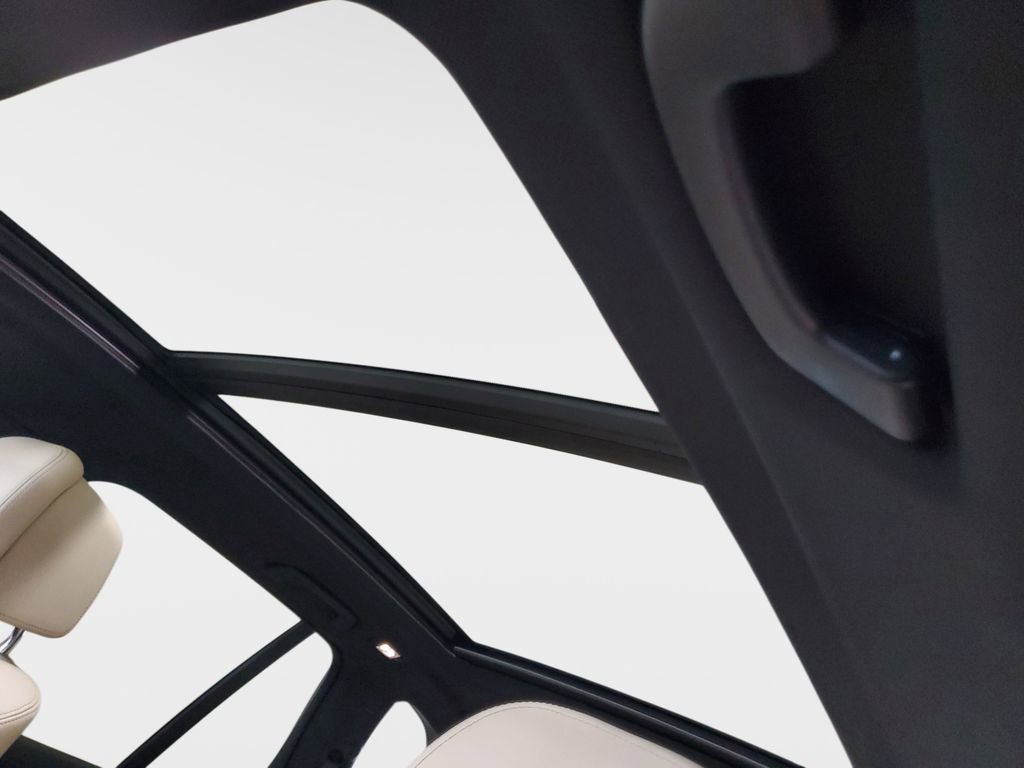 Used 2021 BMW X5 M50i image 19