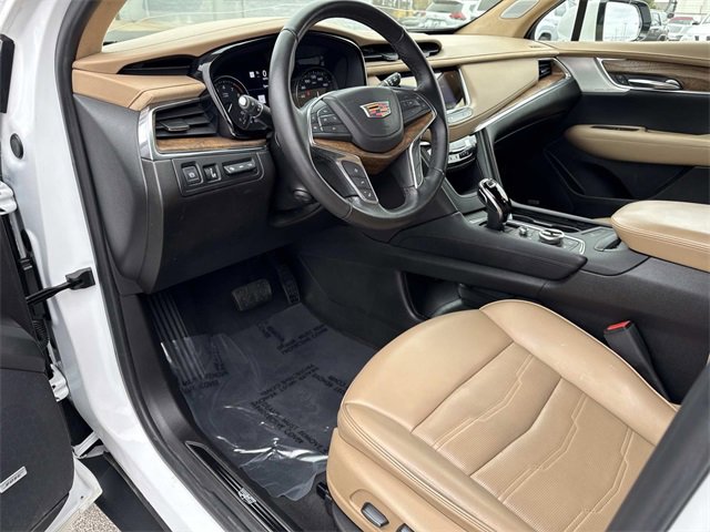 Used 2021 Cadillac XT5 Premium Luxury w/ Platinum Package image 11