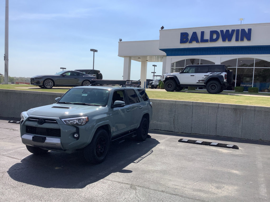 Used 2022 Toyota 4Runner TRD Off-Road Premium w/ 4Runner Black Package (TMS) image 3
