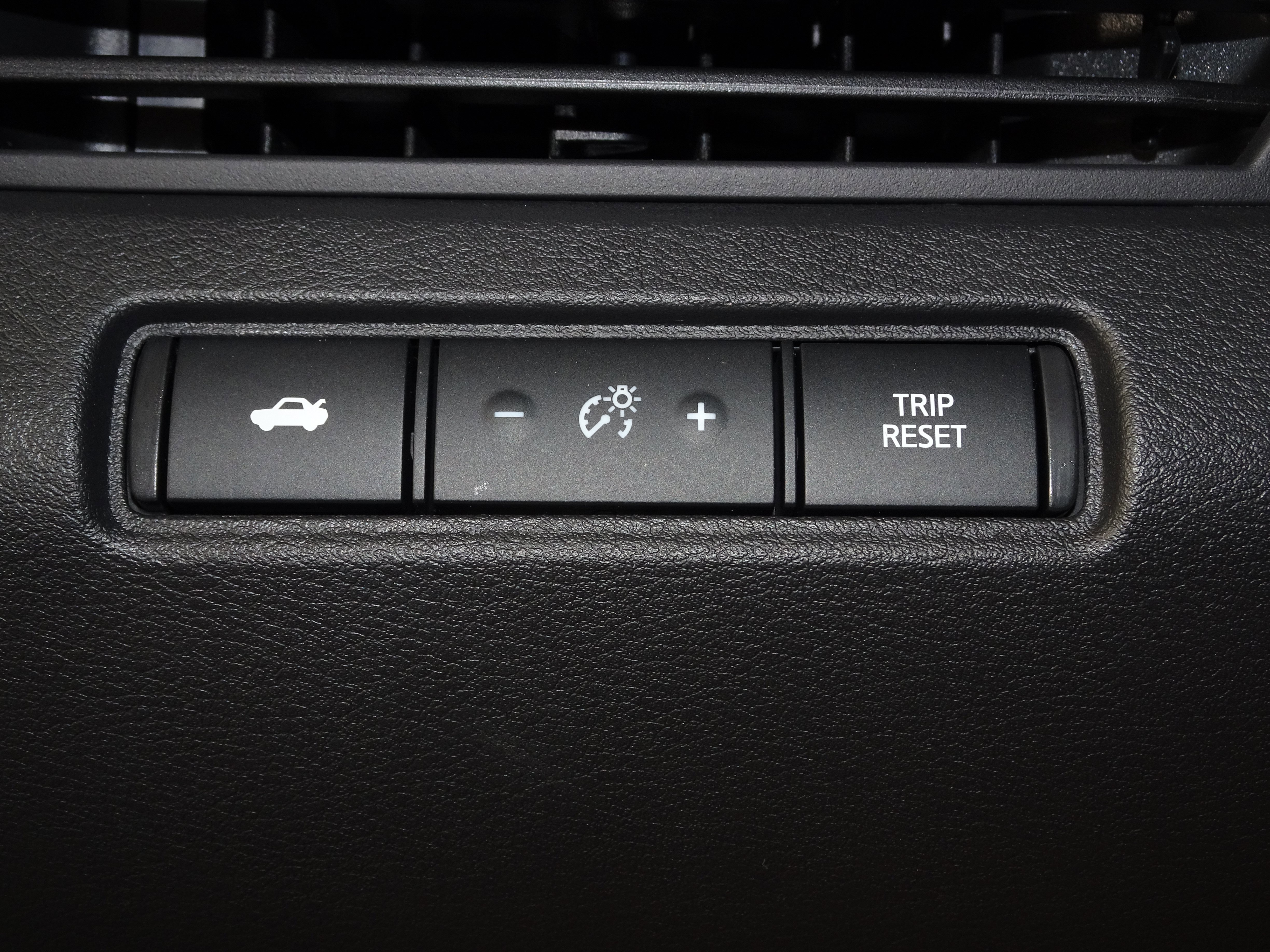 New 2025 Nissan Altima 2.5 SV w/ SV Special Edition Package image 33