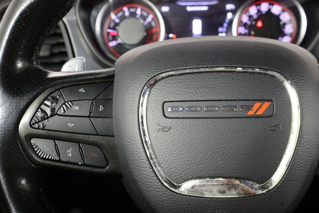 Used 2020 Dodge Challenger R/T RWD image 8