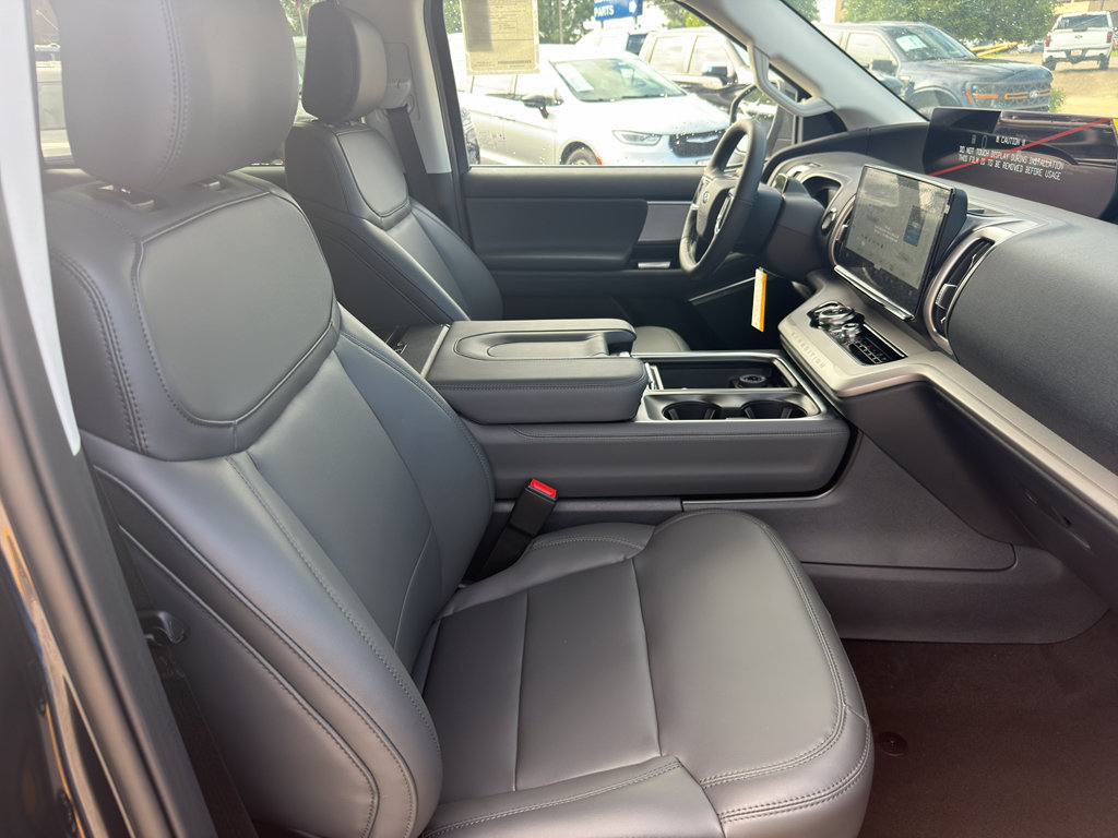 New 2026 Ford Expedition Active RWD image 11