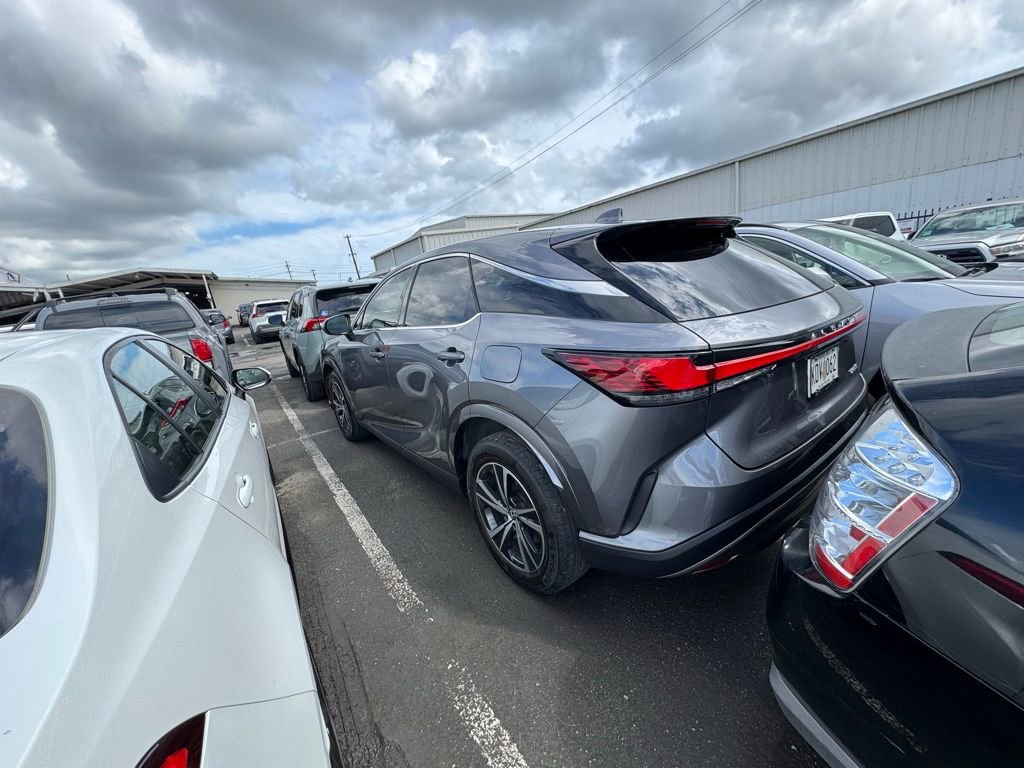 Used 2023 Lexus RX 350 FWD image 2