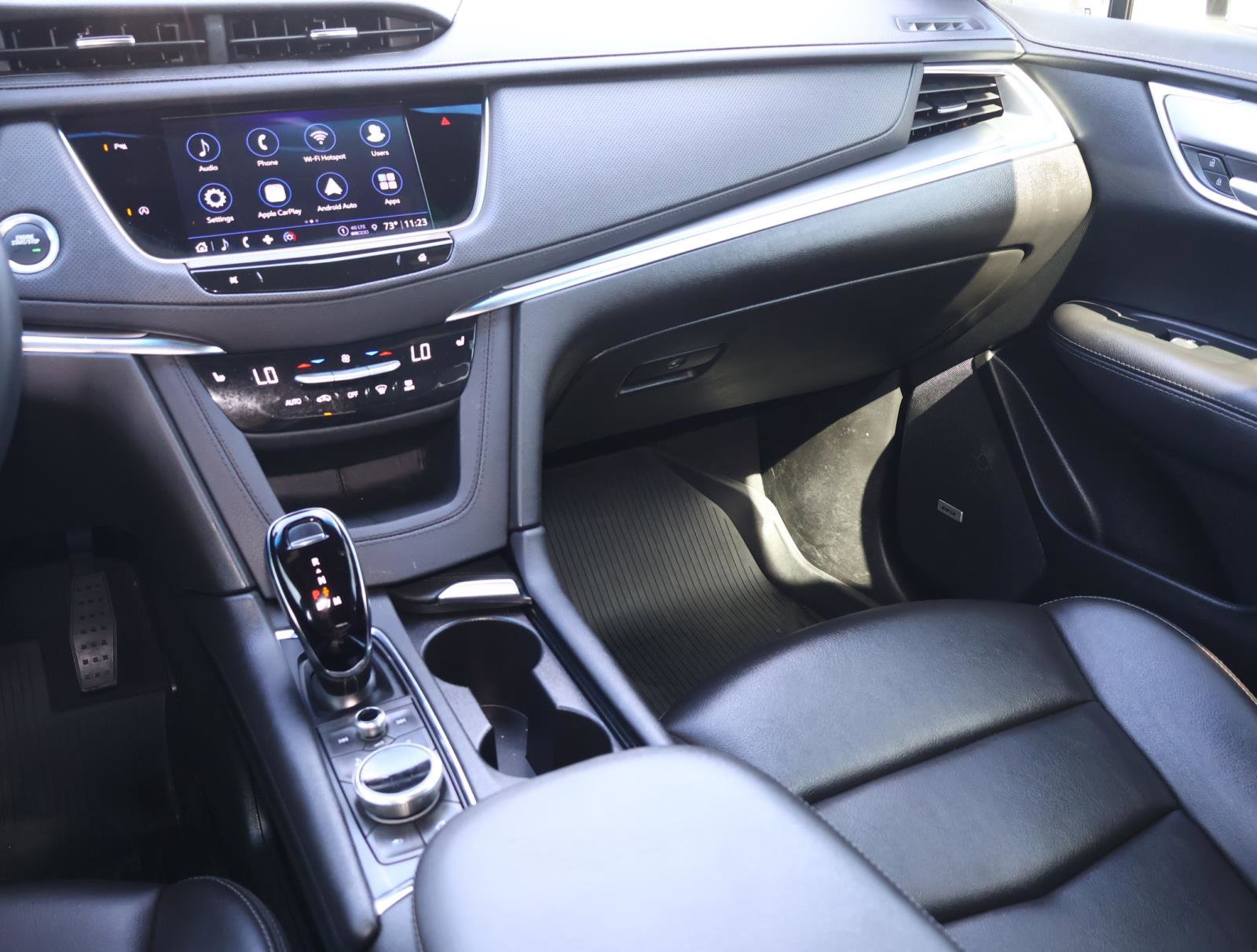 Used 2025 Cadillac XT5 Luxury w/ LPO, Floor Liner Package image 16