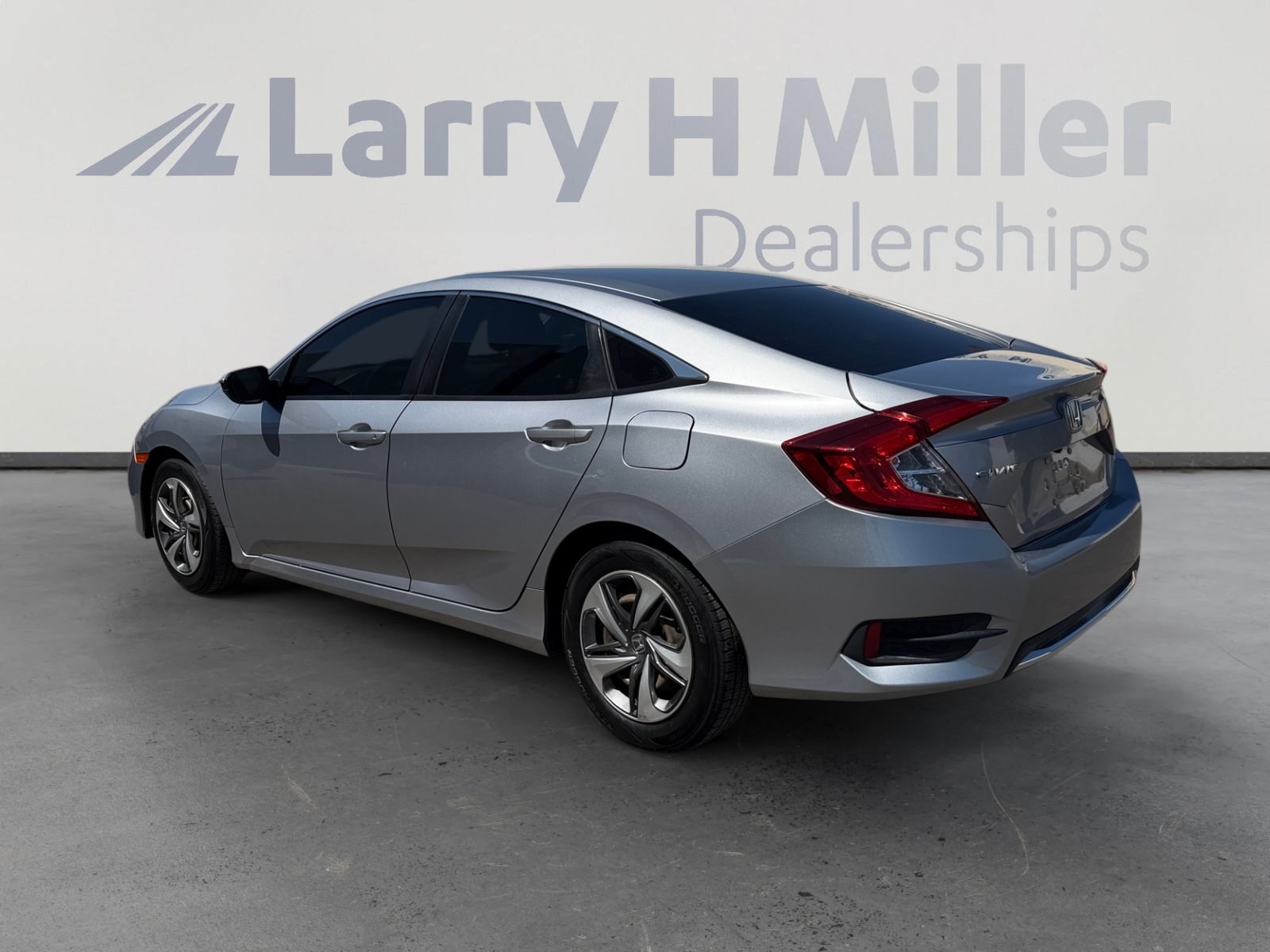 Used 2019 Honda Civic LX image 3