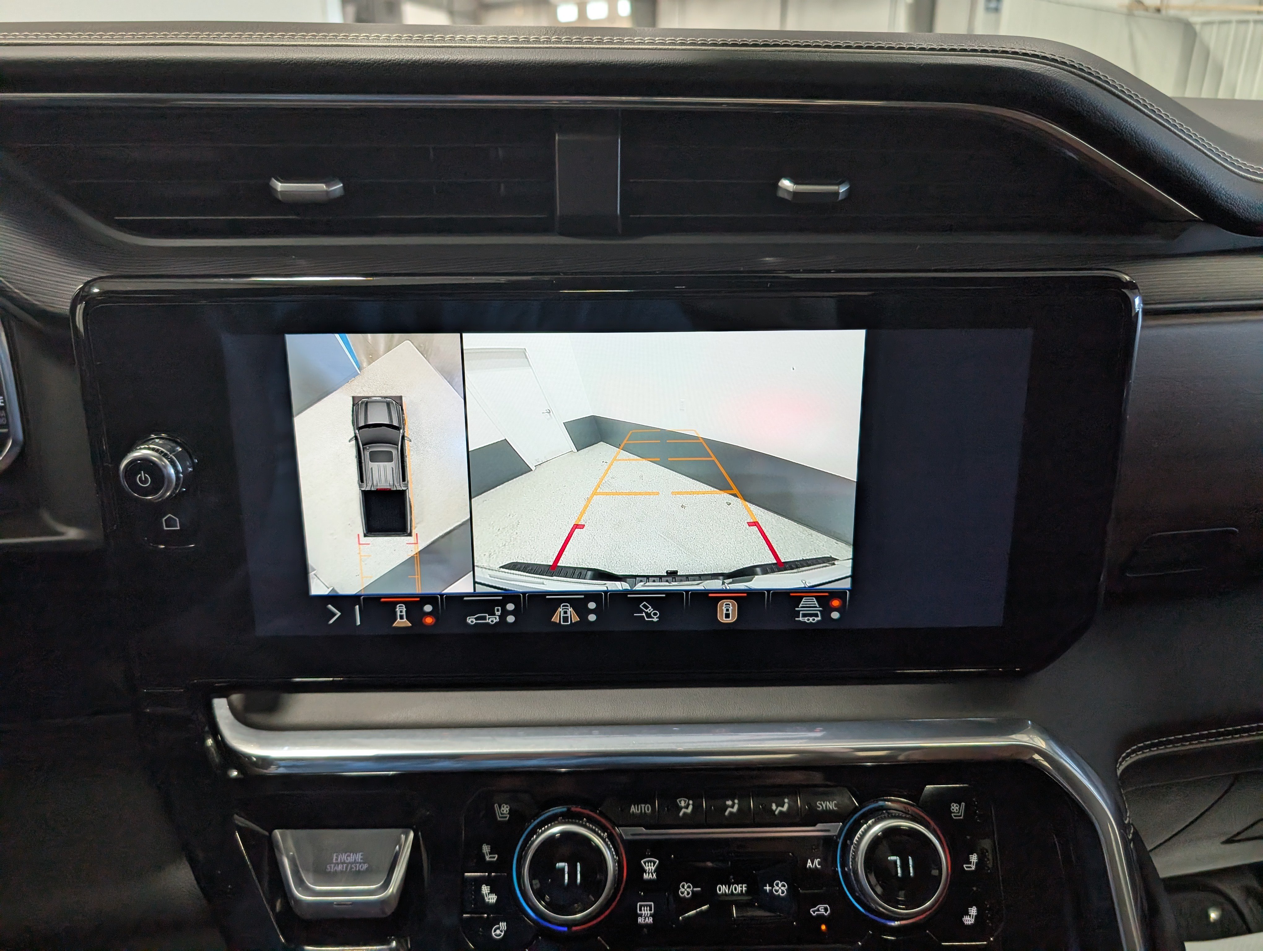 Used 2025 GMC Sierra 1500 Denali Ultimate AWD/4WD image 29