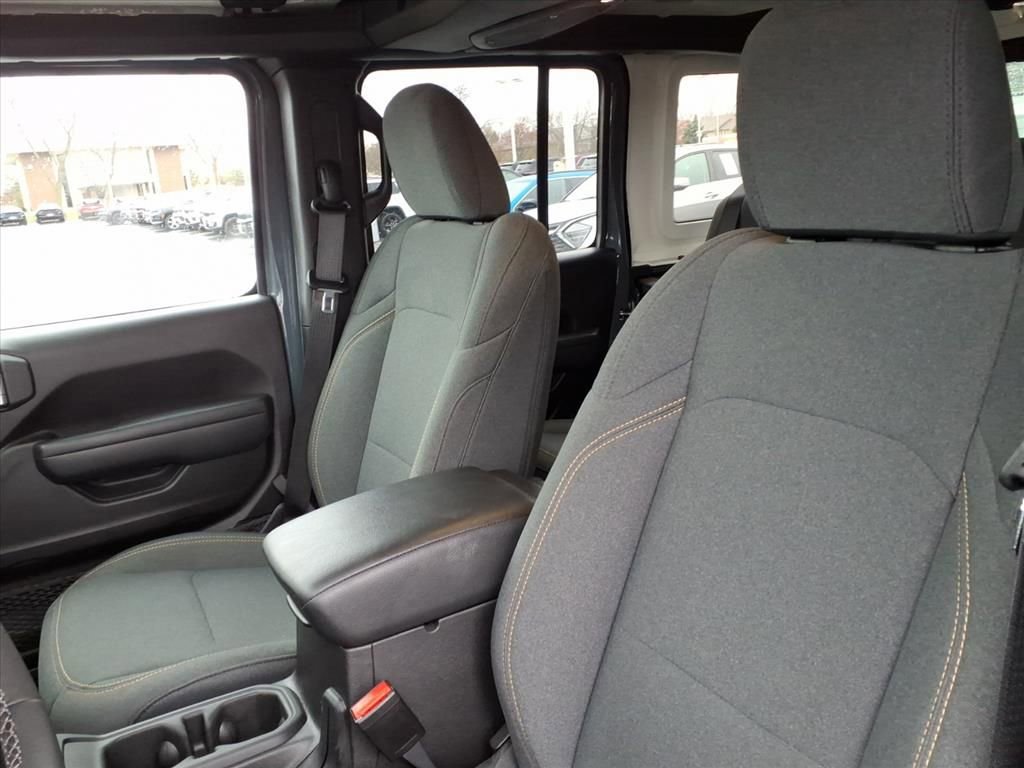 Certified 2025 Jeep Wrangler Unlimited Sport S 4xe image 9