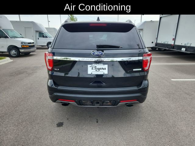 Used 2019 Ford Explorer XLT w/ Class II Trailer Tow Package FWD image 8