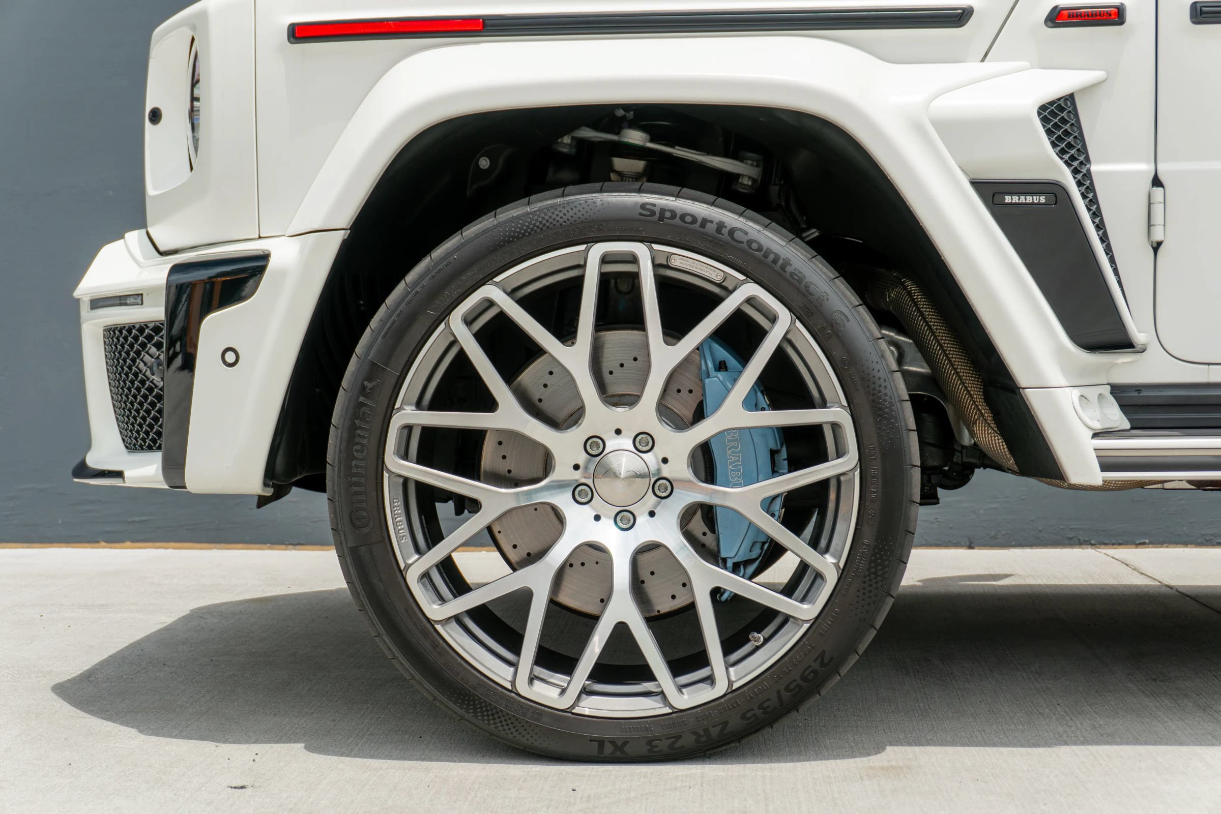 Used 2025 Mercedes-Benz G 63 AMG 4MATIC image 18