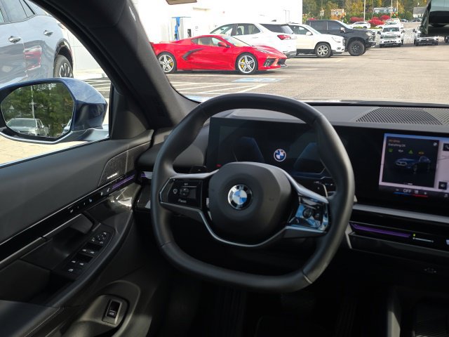 Used 2024 BMW 530i xDrive w/ Convenience Package AWD/4WD image 8