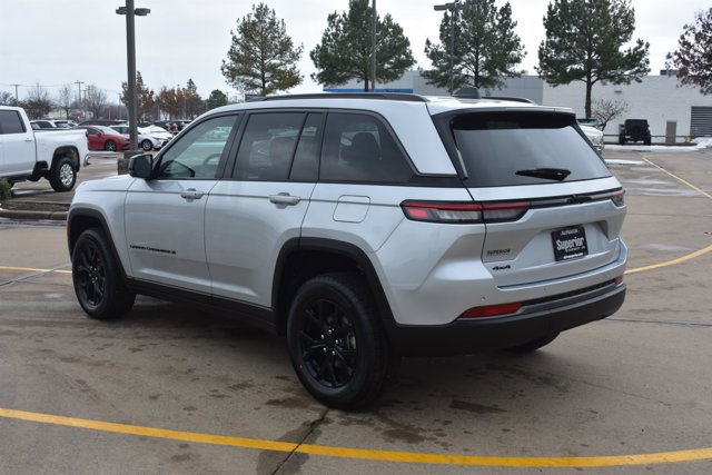 New 2026 Jeep Grand Cherokee Altitude AWD/4WD image 8