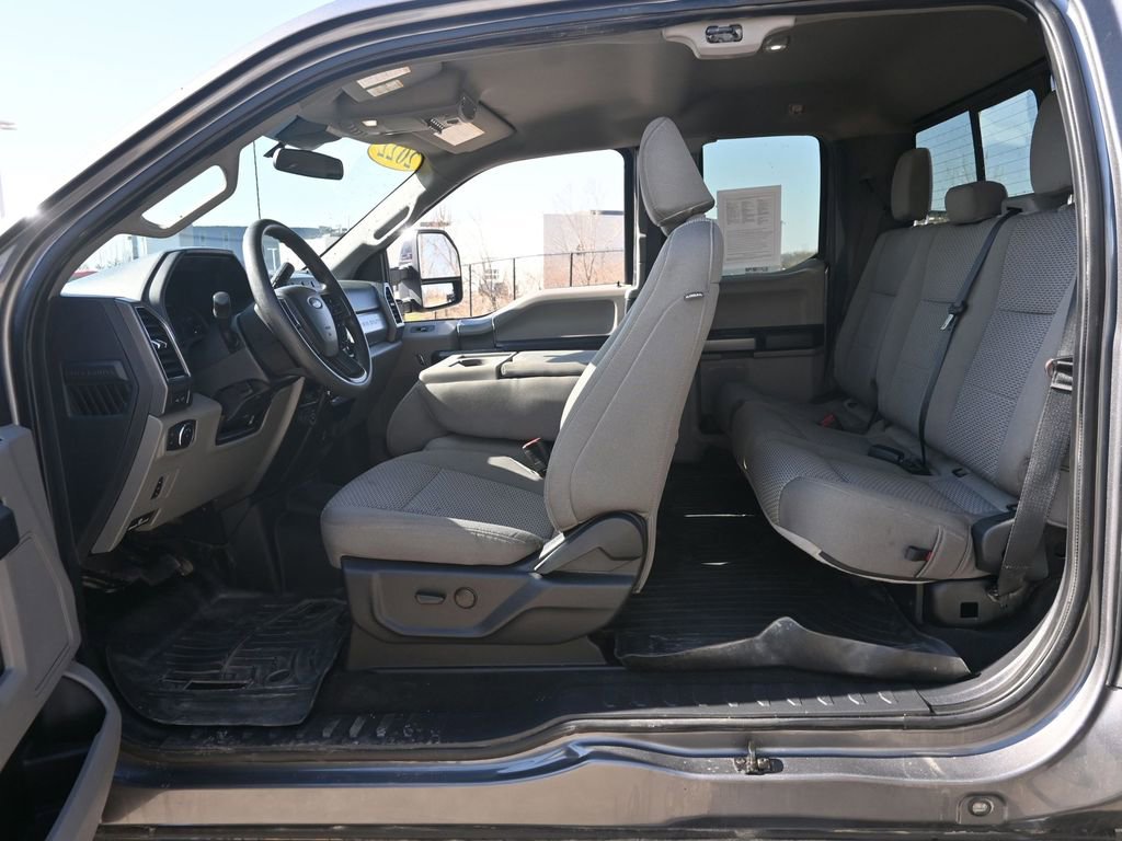 Used 2022 Ford F350 XLT w/ XLT Premium Package image 14