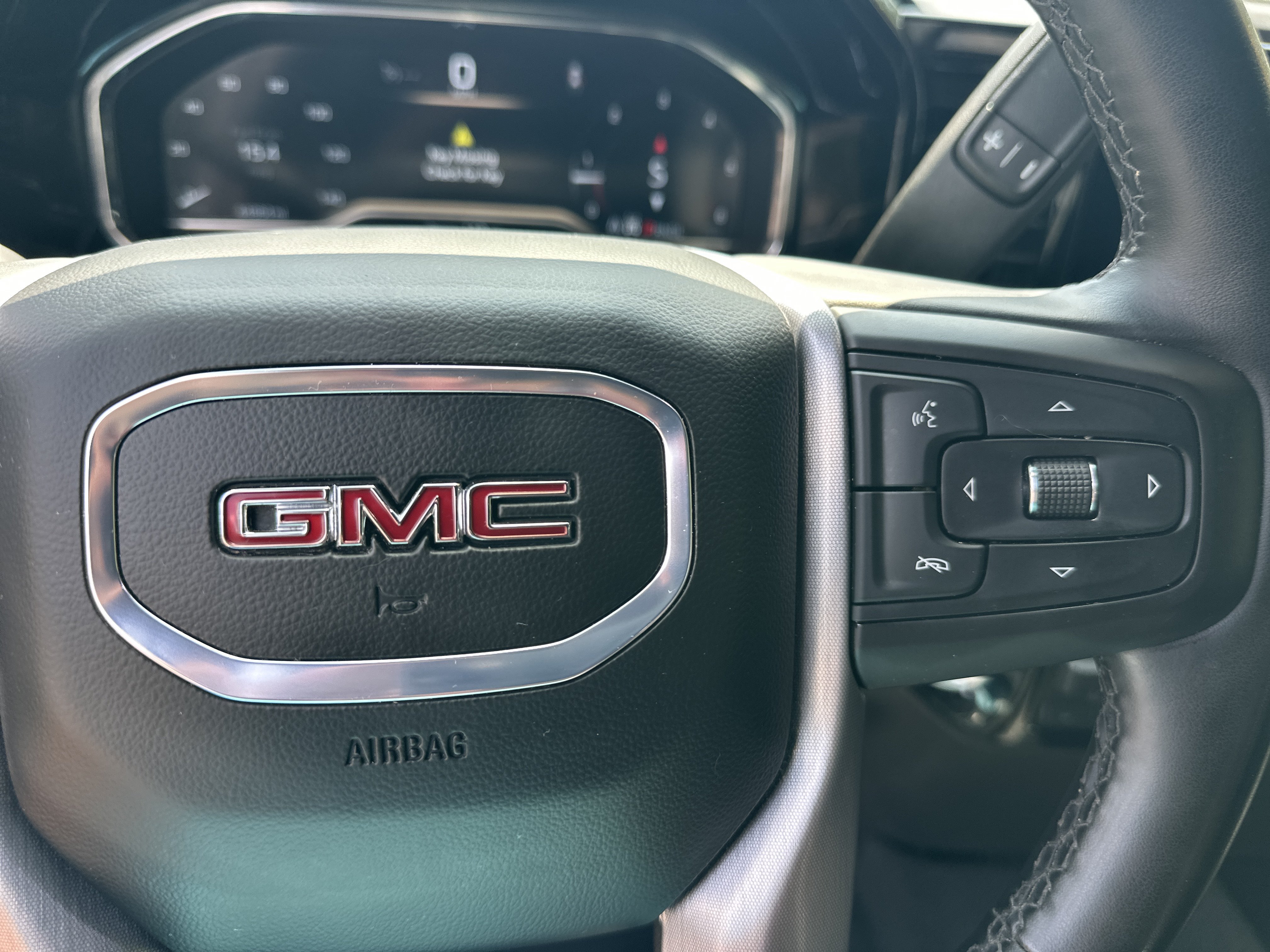 Used 2025 GMC Sierra 1500 SLT AWD/4WD image 26