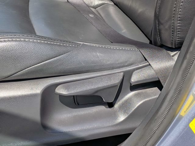 Used 2023 Toyota Corolla Cross AWD Hybrid image 17