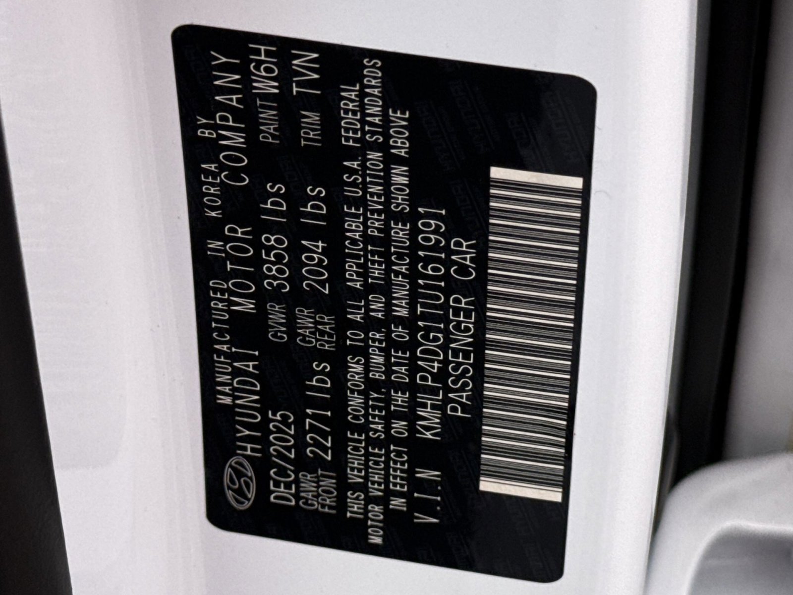 New 2026 Hyundai Elantra Limited w/ Cargo Package FWD image 29