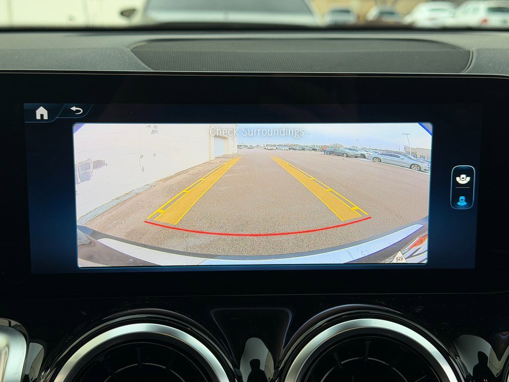 Used 2026 Mercedes-Benz GLB 250 4MATIC image 30