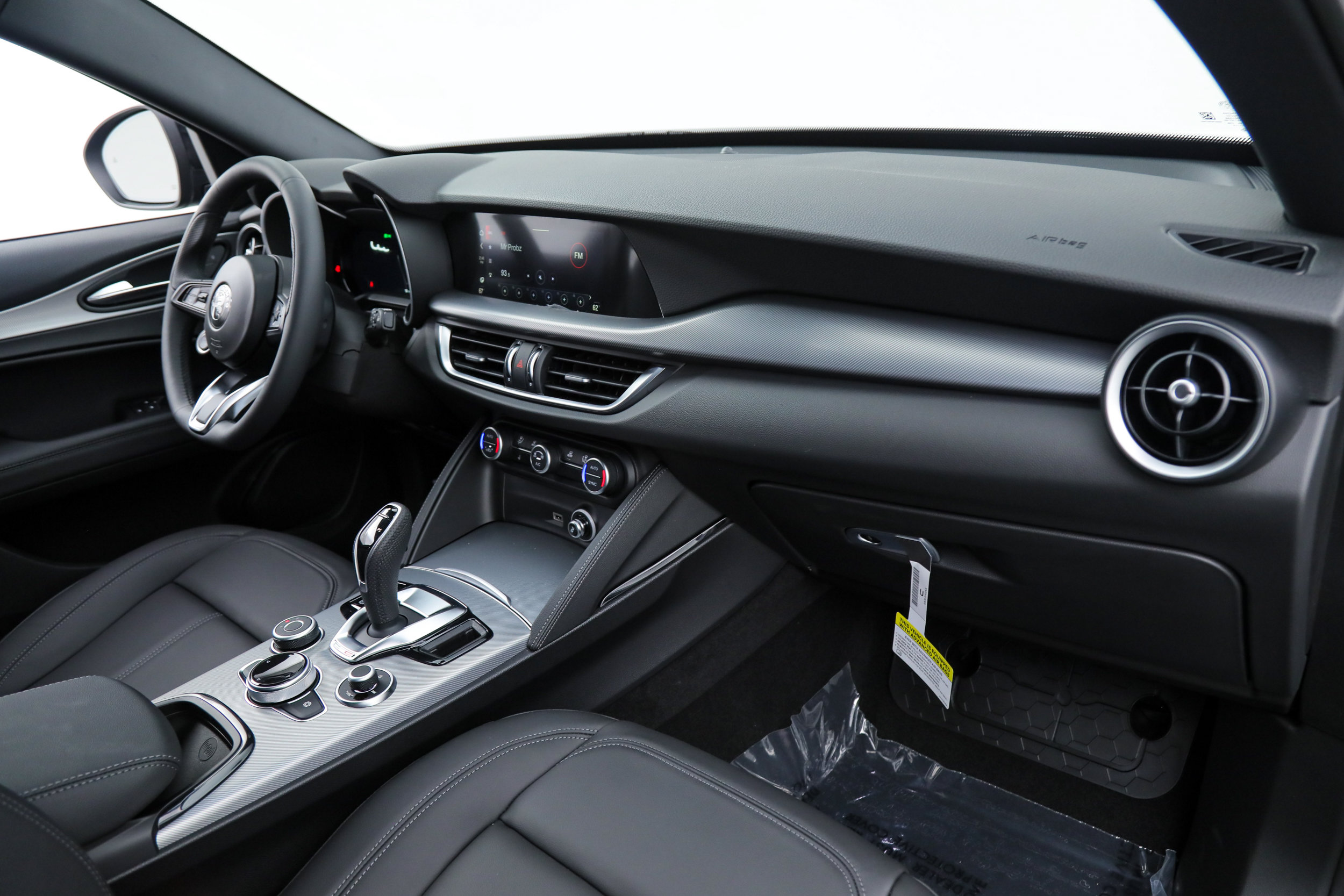 New 2026 Alfa Romeo Stelvio Sprint w/ Convenience Package AWD/4WD image 11