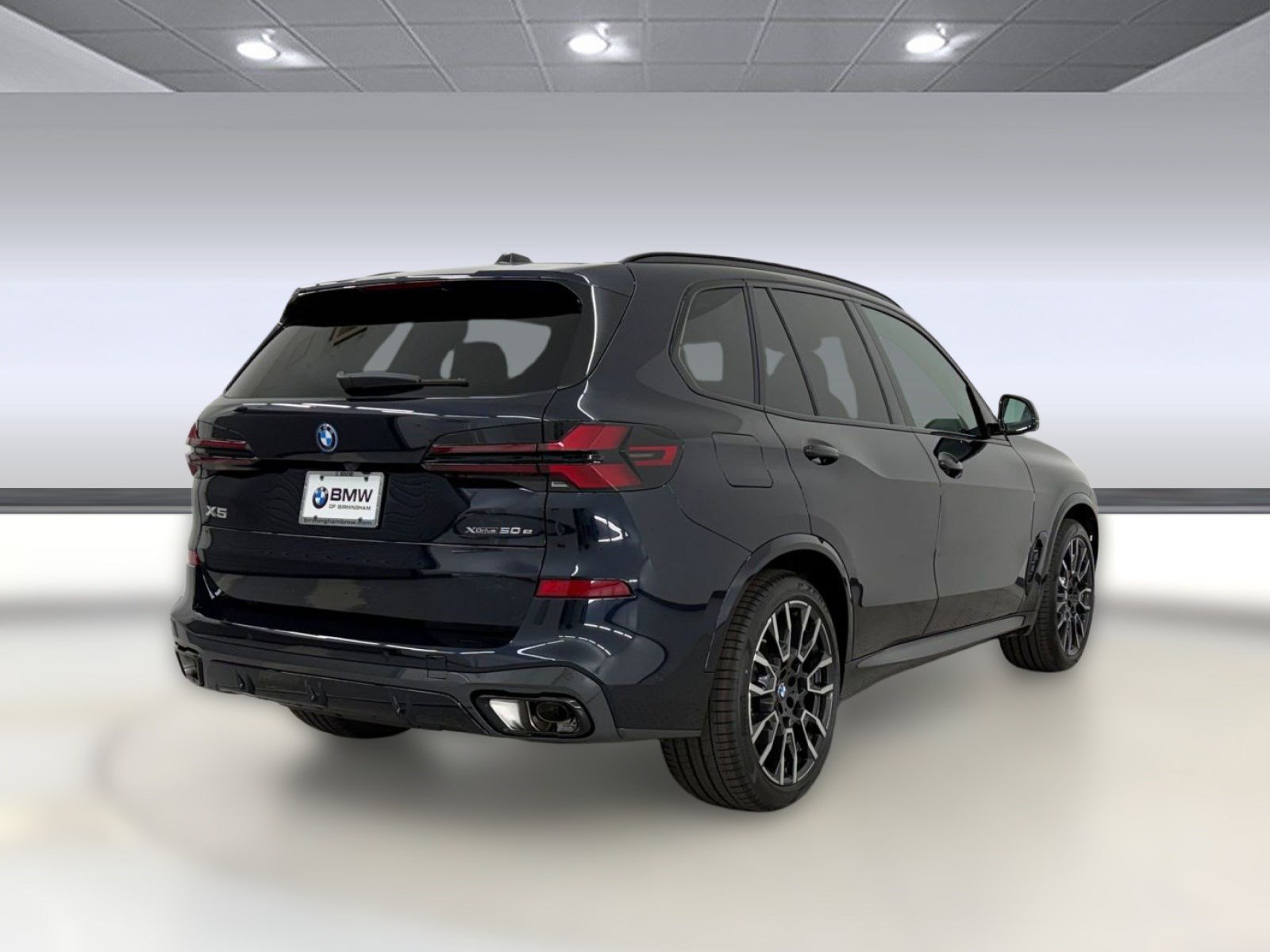 New 2026 BMW X5 xDrive50e w/ M Sport Package AWD/4WD image 9