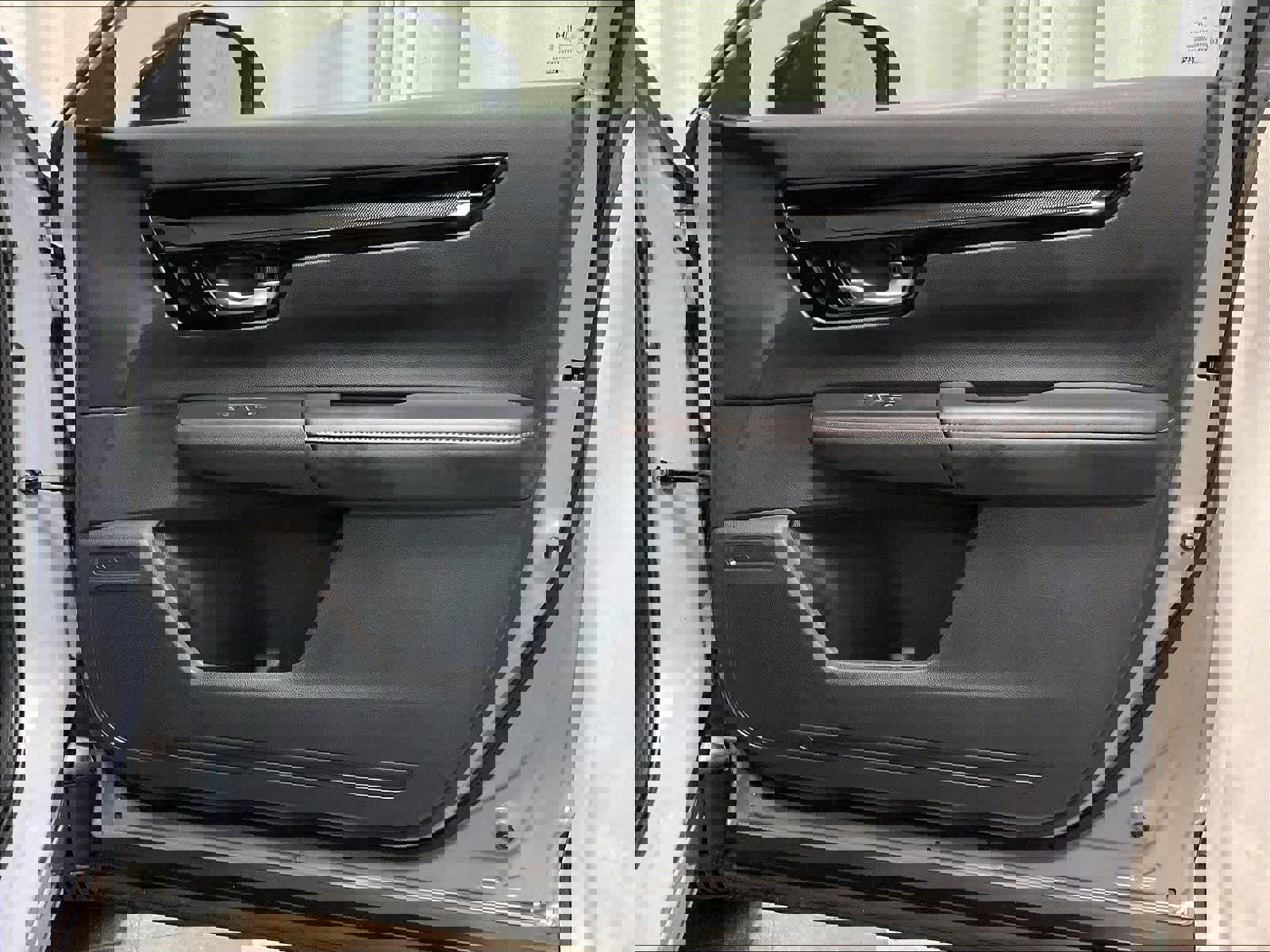 Used 2023 Honda CR-V Sport Touring image 12