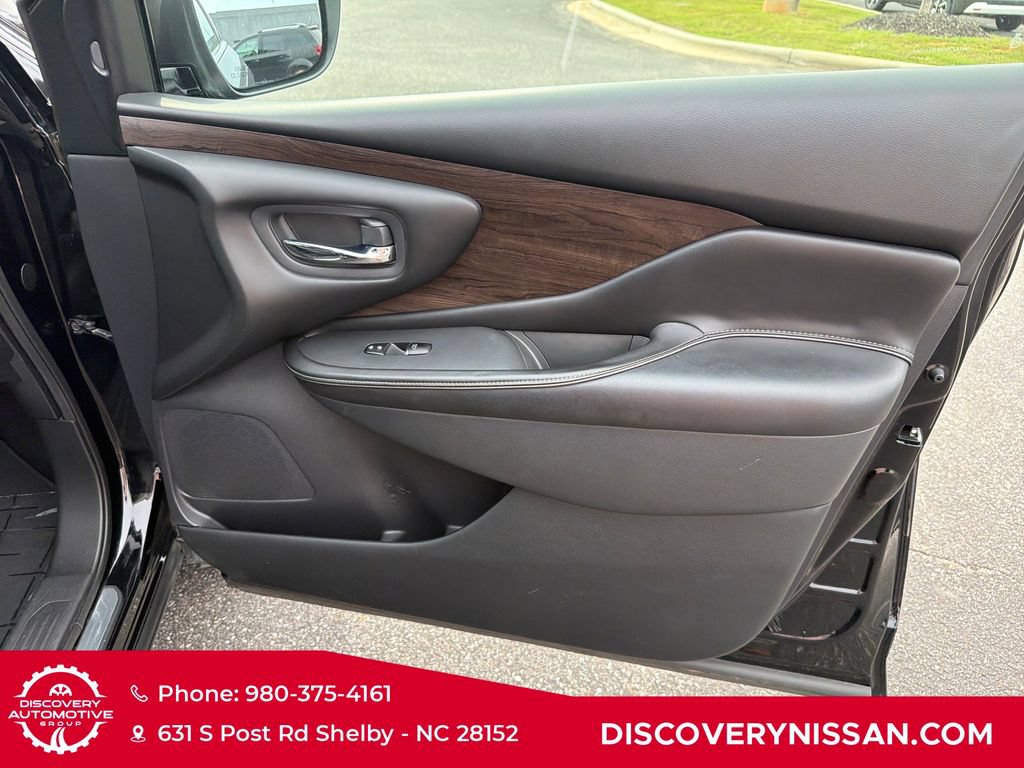 Used 2020 Nissan Murano Platinum AWD/4WD image 38