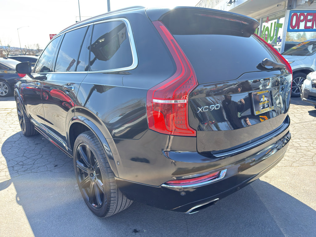 Used 2016 Volvo XC90 T6 Inscription w/ Vision Package image 5