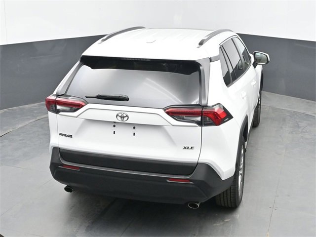 Used 2019 Toyota RAV4 XLE Premium image 42