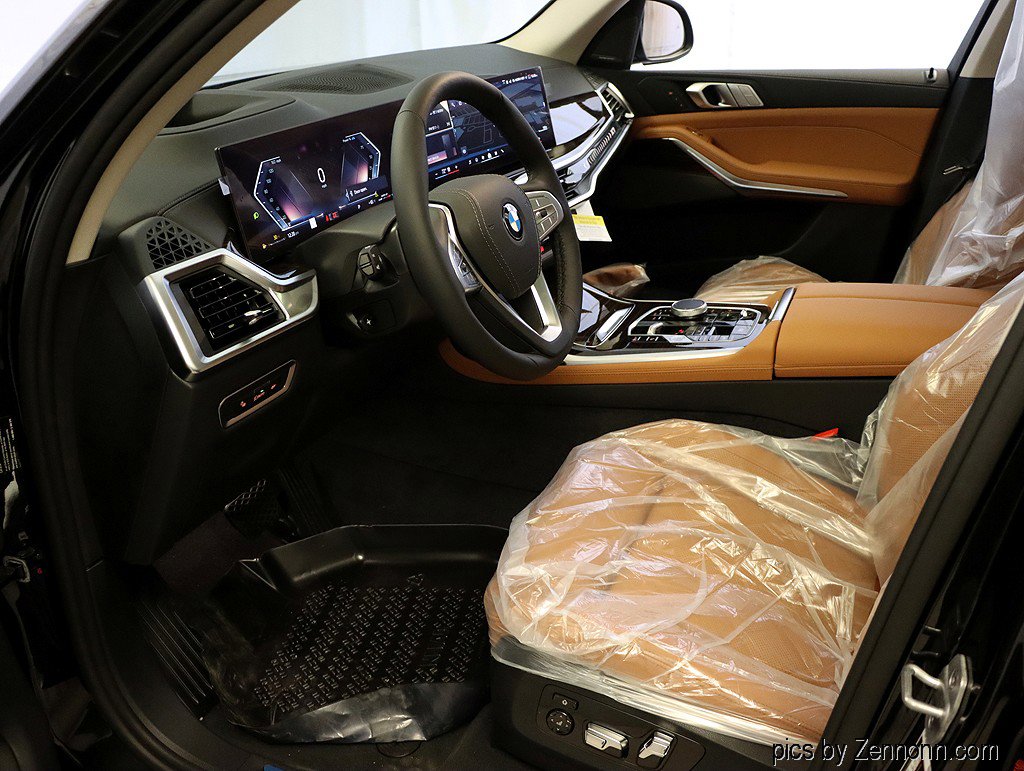 Used 2026 BMW X7 xDrive40i image 11