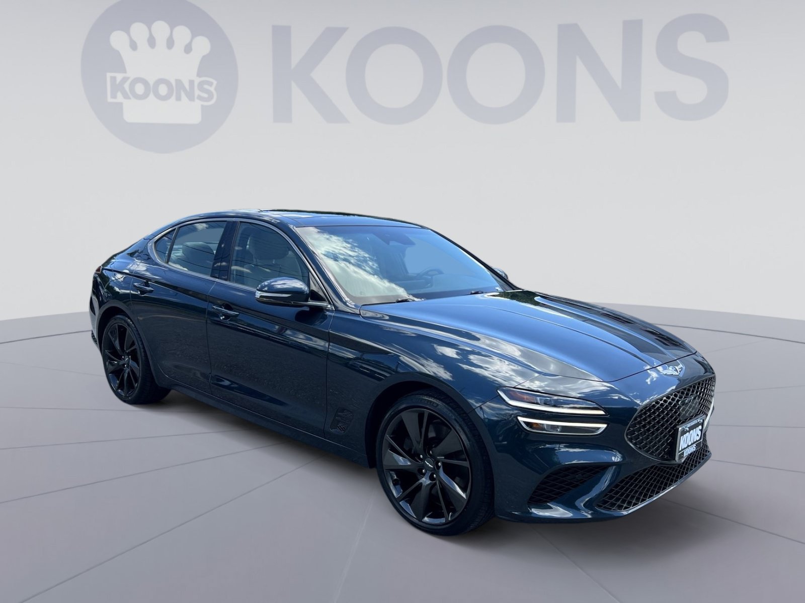 Used 2023 Genesis G70 3.3T image 10