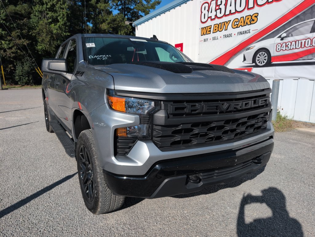 Used 2025 Chevrolet Silverado 1500 Custom Trail Boss w/ Dark Appearance Package