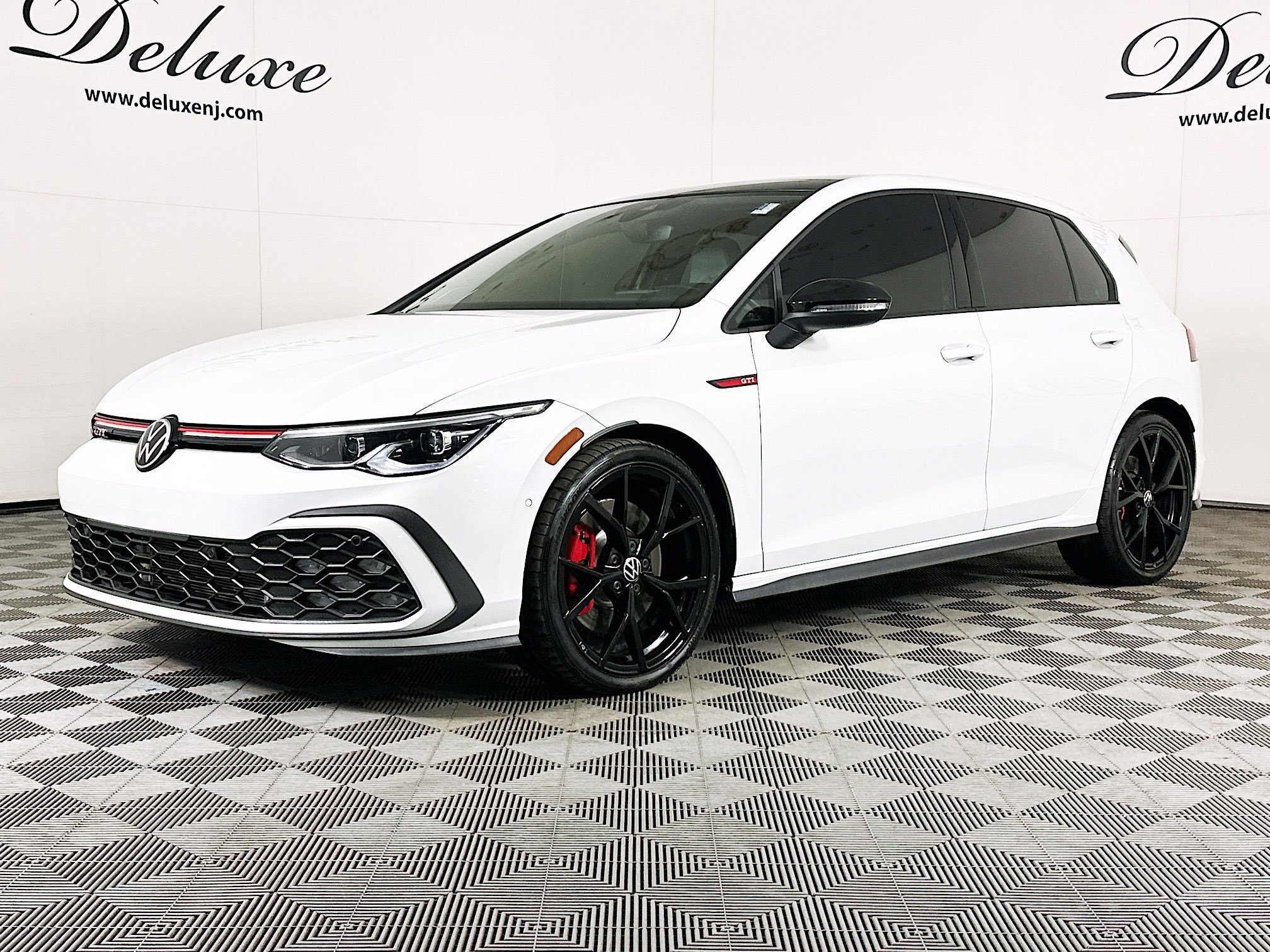 Used 2024 Volkswagen GTI Autobahn image 3