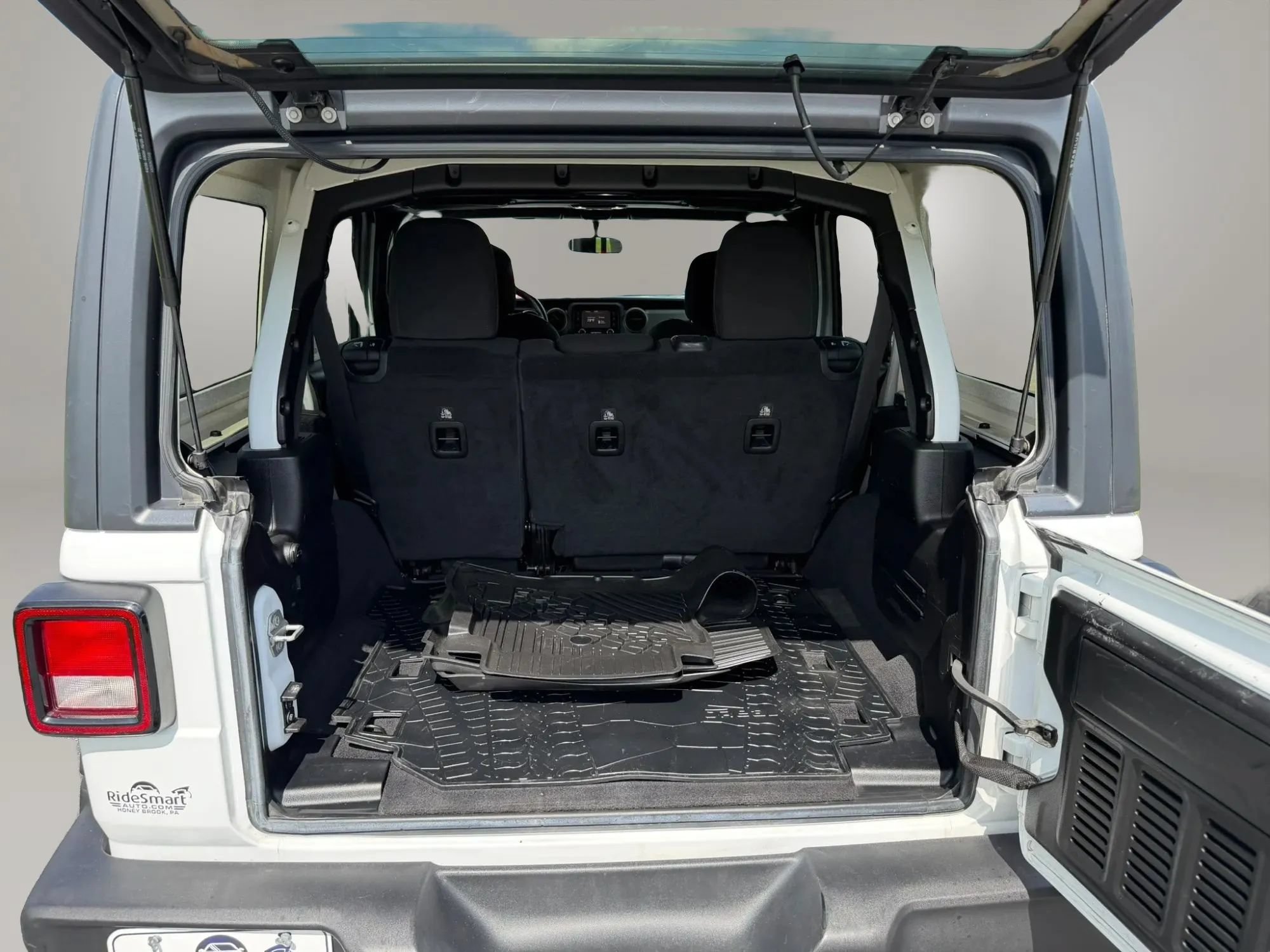 Used 2019 Jeep Wrangler Unlimited Sport S AWD/4WD image 42