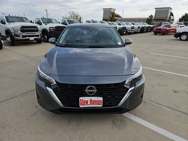 Used 2024 Nissan Sentra SV image 9